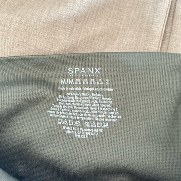 Spanx Look At Me Now Seamless Leggings- Green Camo sz M - Picture 7 of 7